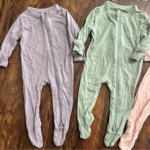 Lot of 4 Kyte Baby Play and Sleep Zippies size NB - Picture 3 of 8